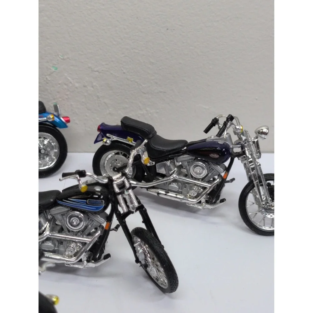 Motorcycle Toy Lot Of 6 Mostly Maisto